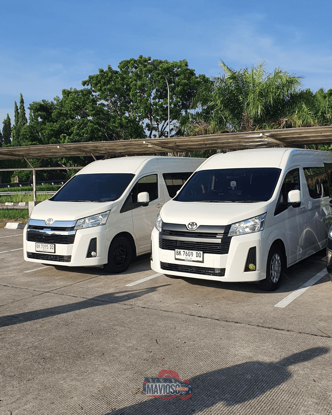 Menjelajahi Kenyamanan dan Kemewahan: Pilihan Tepat Sewa Hiace Premio Bersama CV. MAVIOSO MANDIRI