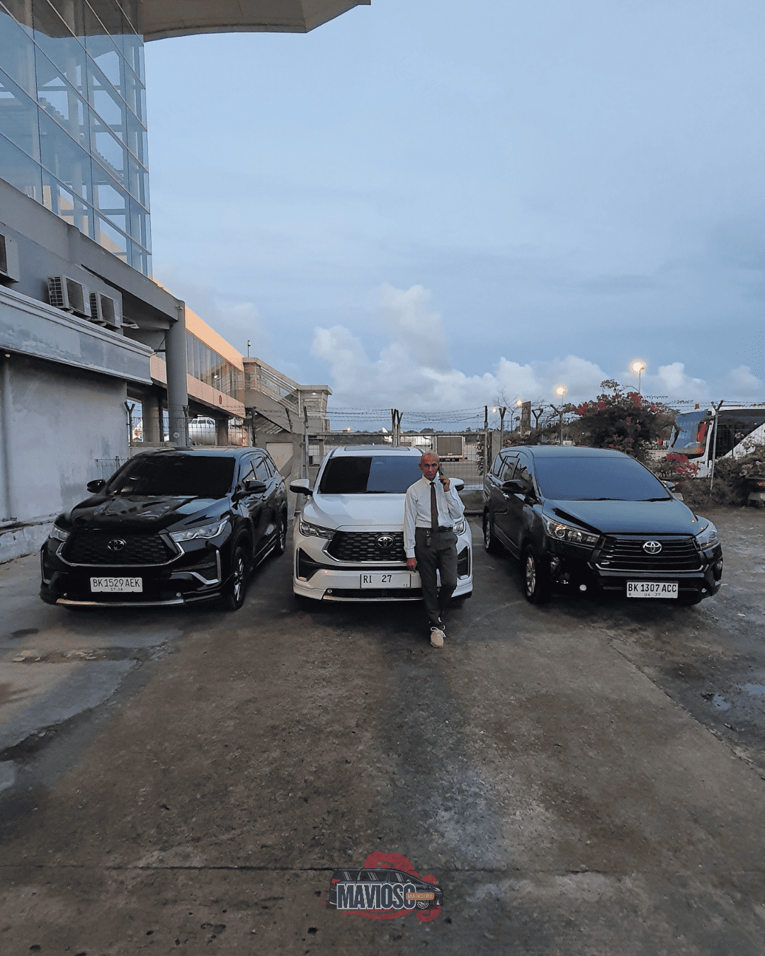 Tingkatkan Pengalaman Perjalanan Anda: Sewa Toyota Innova Zenix Q Hybrid Captain Seat, Solusi Premium dari CV. Mavioso Mandiri